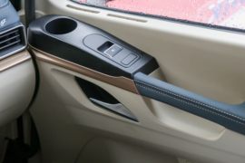 乘龙H5V&nbsp;牵引车驾驶室                                               图片