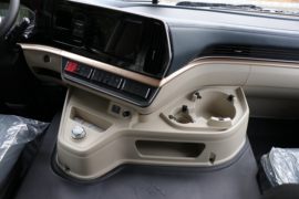 乘龙H5V&nbsp;牵引车驾驶室                                               图片