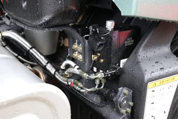 �������� ����H5V 540���� 6X4 LNG�Զ���ǣ����(Һ��)ͼƬ