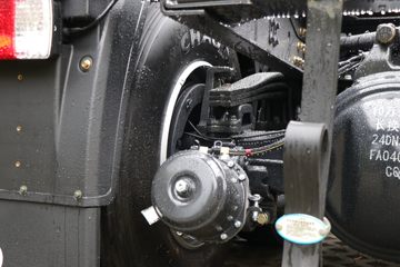 �������� ����H5V 540���� 6X4 LNG�Զ���ǣ����(Һ��)ͼƬ