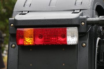 �������� ����H5V 540���� 6X4 LNG�Զ���ǣ����(Һ��)ͼƬ