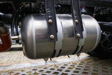 �������� ����H5V 540���� 6X4 LNG�Զ���ǣ����(Һ��)ͼƬ