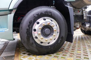 �������� ����H5V 540���� 6X4 LNG�Զ���ǣ����(Һ��)ͼƬ