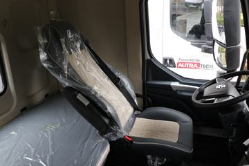 �������� ����H7�ؿ� 480���� 4X2 AMT�Զ���ǣ����(����12L)(LZ4180H7AC1)ͼƬ