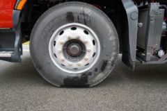 东风柳汽 乘龙H7重卡 6X4 氢燃料牵引车(LZ4250H7DZBEV1)123kWh