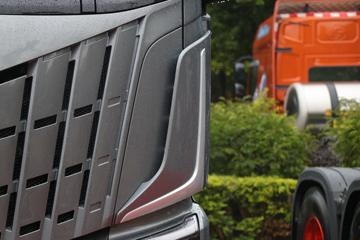 �������� ����HK 580���� 6X4 LNG�Զ���ǣ����(LZ4250H5DM3)ͼƬ