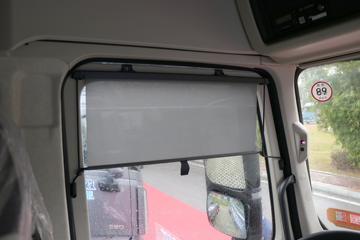 �������� ����HK 580���� 6X4 LNG�Զ���ǣ����(LZ4250H5DM3)ͼƬ