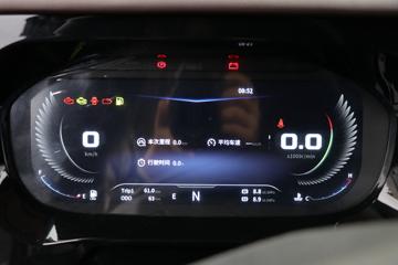 �������� ����HK 580���� 6X4 LNG�Զ���ǣ����(LZ4250H5DM3)ͼƬ