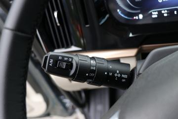 �������� ����HK 580���� 6X4 LNG�Զ���ǣ����(LZ4250H5DM3)ͼƬ