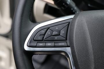 �������� ����HK 580���� 6X4 LNG�Զ���ǣ����(LZ4250H5DM3)ͼƬ