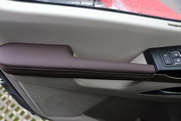 �������� ����HK 580���� 6X4 LNG�Զ���ǣ����(LZ4250H5DM3)ͼƬ