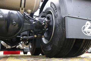 �������� ����HK 580���� 6X4 LNG�Զ���ǣ����(LZ4250H5DM3)ͼƬ