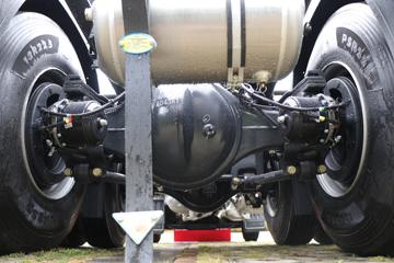 �������� ����HK 580���� 6X4 LNG�Զ���ǣ����(LZ4250H5DM3)ͼƬ