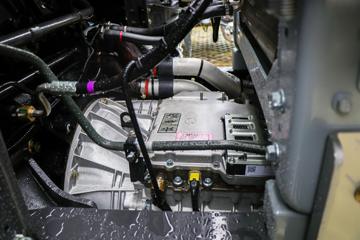 �������� ����HK 580���� 6X4 LNG�Զ���ǣ����(LZ4250H5DM3)ͼƬ