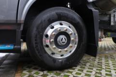 东风柳汽 乘龙HK 580马力 6X4 LNG自动档牵引车(LZ4250H5DM3)