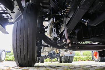 �������� ����HK 580���� 6X4 LNG�Զ���ǣ����(LZ4250H5DM3)ͼƬ