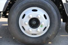江淮 帅铃HS6 4.5T 4.15米单排插电式混合动力厢式轻卡(HFC5041XXYPHEV2)15.5kWh