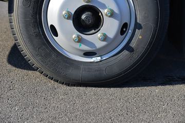 ���� �˶��N6 143���� 4.15�׵�����ʽ�ῨͼƬ