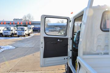 ���� ����M1 �ܶ��� 1.6L 122���� ���� 2.55��˫������΢��(BJ1031V4AV4-61)ͼƬ