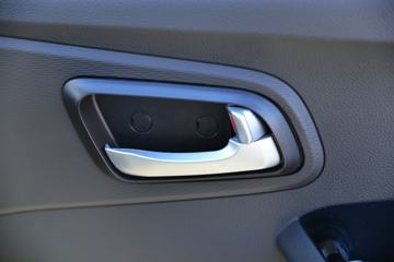 ���� ����M1 �ܶ��� 1.6L 122���� ���� 2.55��˫������΢��(BJ1031V4AV4-61)ͼƬ