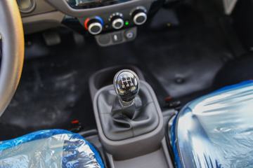 ���� ����M1 �ܶ��� 1.6L 122���� ���� 2.55��˫������΢��(BJ1031V4AV4-61)ͼƬ