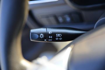 ���� ����M1 �ܶ��� 1.6L 122���� ���� 2.55��˫������΢��(BJ1031V4AV4-61)ͼƬ