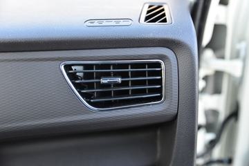 ���� ����M1 �ܶ��� 1.6L 122���� ���� 3.3�׵�����ʽ΢��(BJ5031XXY5JV4-61)ͼƬ