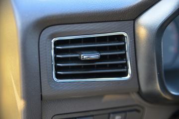 ���� ����M1 �ܶ��� 1.6L 122���� ���� 3.3�׵�����ʽ΢��(BJ5031XXY5JV4-61)ͼƬ