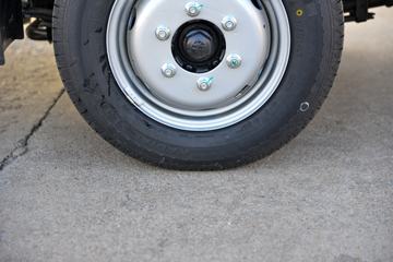 ���� ����M1 �ܶ��� 1.6L 122���� ���� 3.3�׵�����ʽ΢��(BJ5031XXY5JV4-61)ͼƬ