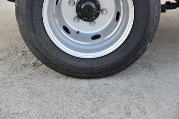 ���� ����M1 �ܶ��� 1.6L 122���� ���� 3.3�׵�����ʽ΢��(BJ5031XXY5JV4-61)ͼƬ