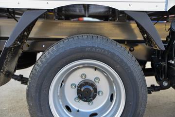 ���� ����M1 �ܶ��� 1.6L 122���� ���� 3.3�׵�����ʽ΢��(BJ5031XXY5JV4-61)ͼƬ