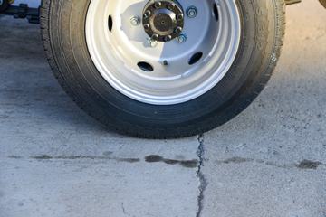 ���� ����M1 �ܶ��� 1.6L 122���� ���� 3.3�׵�����ʽ΢��(BJ5031XXY5JV4-61)ͼƬ