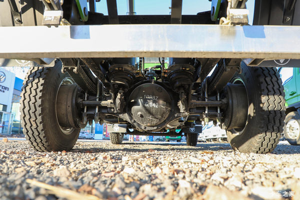 福田瑞沃金刚S1自卸渣土车实力担当，畅行无忧。卓越之选，创富先锋