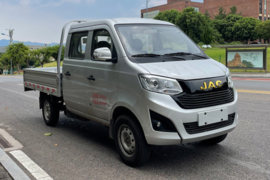 多米&nbsp;载货车外观                                                图片