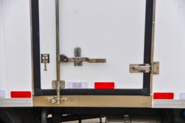 时代领航M5&nbsp;冷藏车上装图片