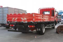 东风 多利卡D9 200马力 4X2 6.8米栏板载货车(EQ1182L9TDG)