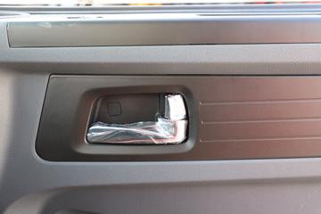 ���� ������D9 200���� 4X2 6.8�������ػ���(EQ1182L9TDG)ͼƬ