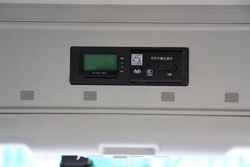 ���� ������D9 200���� 4X2 6.8�������ػ���(EQ1182L9TDG)ͼƬ