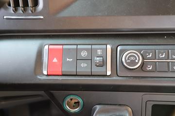 ���� ������D9 200���� 4X2 6.8�������ػ���(EQ1182L9TDG)ͼƬ