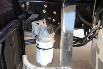 ���� ������D9 200���� 4X2 6.8�������ػ���(EQ1182L9TDG)ͼƬ