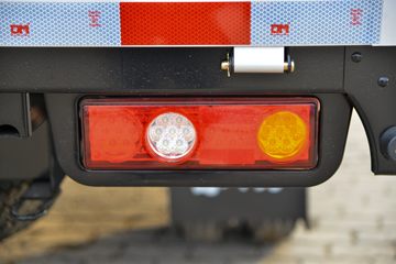 ����;�� T3 1.6L 123���� ���� 3.7�׵�������С��(EQ1032S60Q1E)ͼƬ