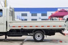 福田 时代领航S1 2.0L 144马力 汽油 3.19米双排栏板小卡 福田 时代领航S1 2.0L 144马力 汽油 3.19米双排栏板小卡