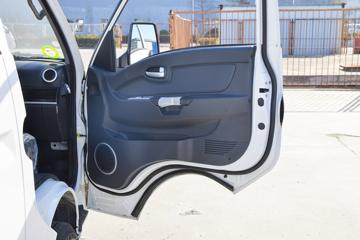 ���� ��X1 2.2L 95���� CNG ˫ȼ�� 3��˫�������Ῠ(KMC1040NG318S6)ͼƬ