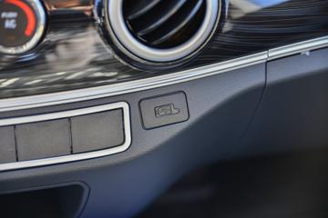 ���� ��X1 2.2L 95���� CNG ˫ȼ�� 3��˫�������Ῠ(KMC1040NG318S6)ͼƬ