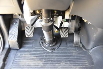 ���� ��X1 2.2L 95���� CNG ˫ȼ�� 3��˫�������Ῠ(KMC1040NG318S6)ͼƬ