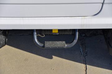 ���� ��X1 2.2L 95���� CNG ˫ȼ�� 3��˫�������Ῠ(KMC1040NG318S6)ͼƬ