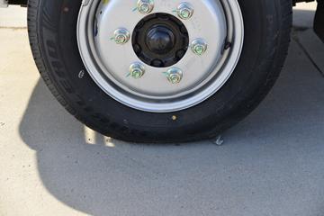 ���� ��X1 2.2L 95���� CNG ˫ȼ�� 3��˫�������Ῠ(KMC1040NG318S6)ͼƬ