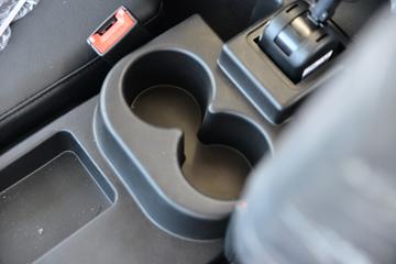 ���� ����HM6 ������ 184���� 4X2 5.33����ж��(����)(KMC3161HA420P6)ͼƬ