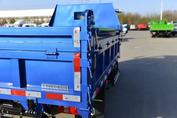 ���� GK3���˿� 102���� 4X2 3����ж��ͼƬ