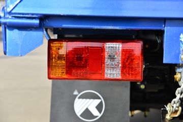 ���� GK3���˿� 102���� 4X2 3����ж��ͼƬ